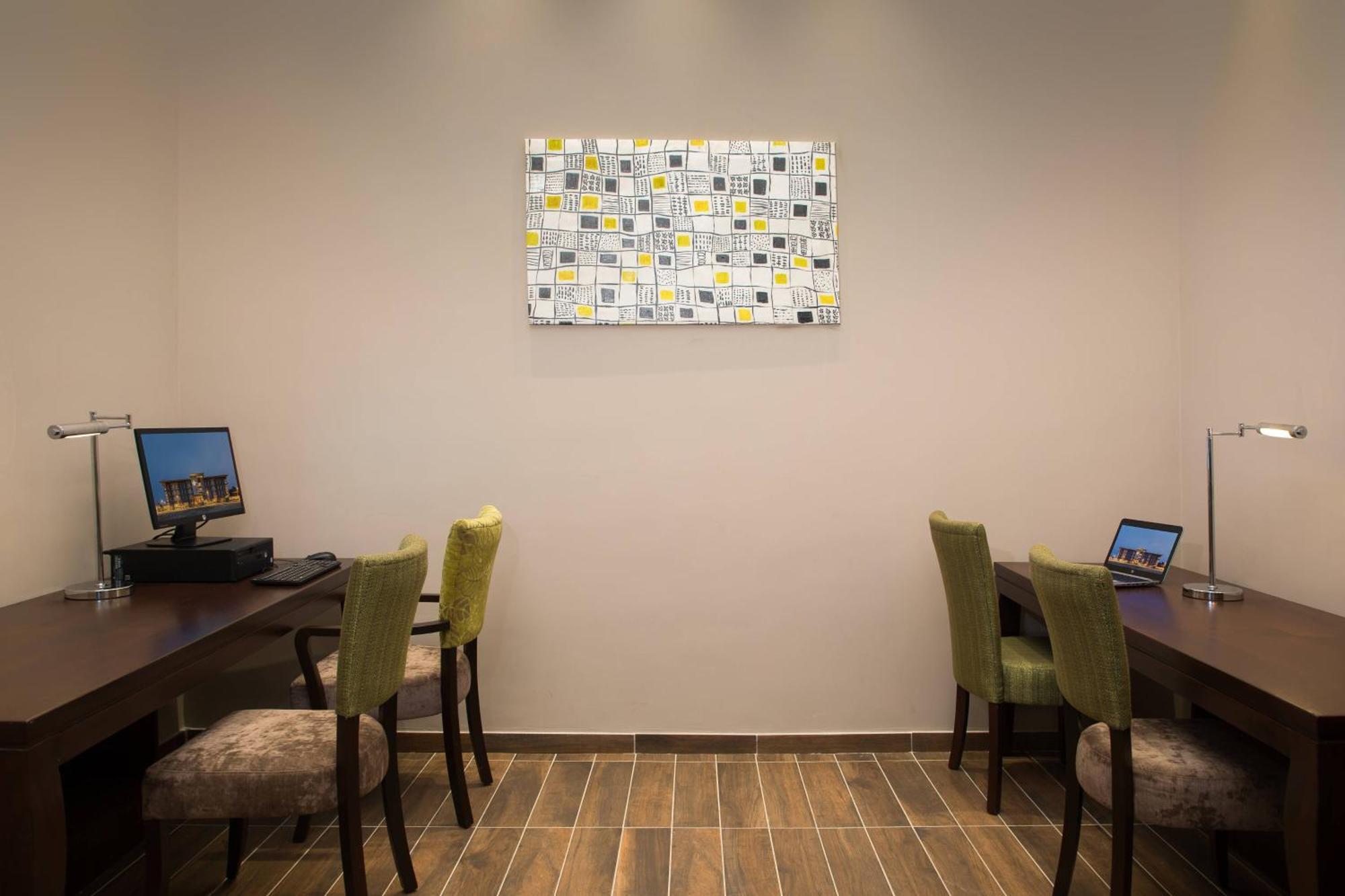 Protea Hotel By Marriott Owerri Select Ngoại thất bức ảnh