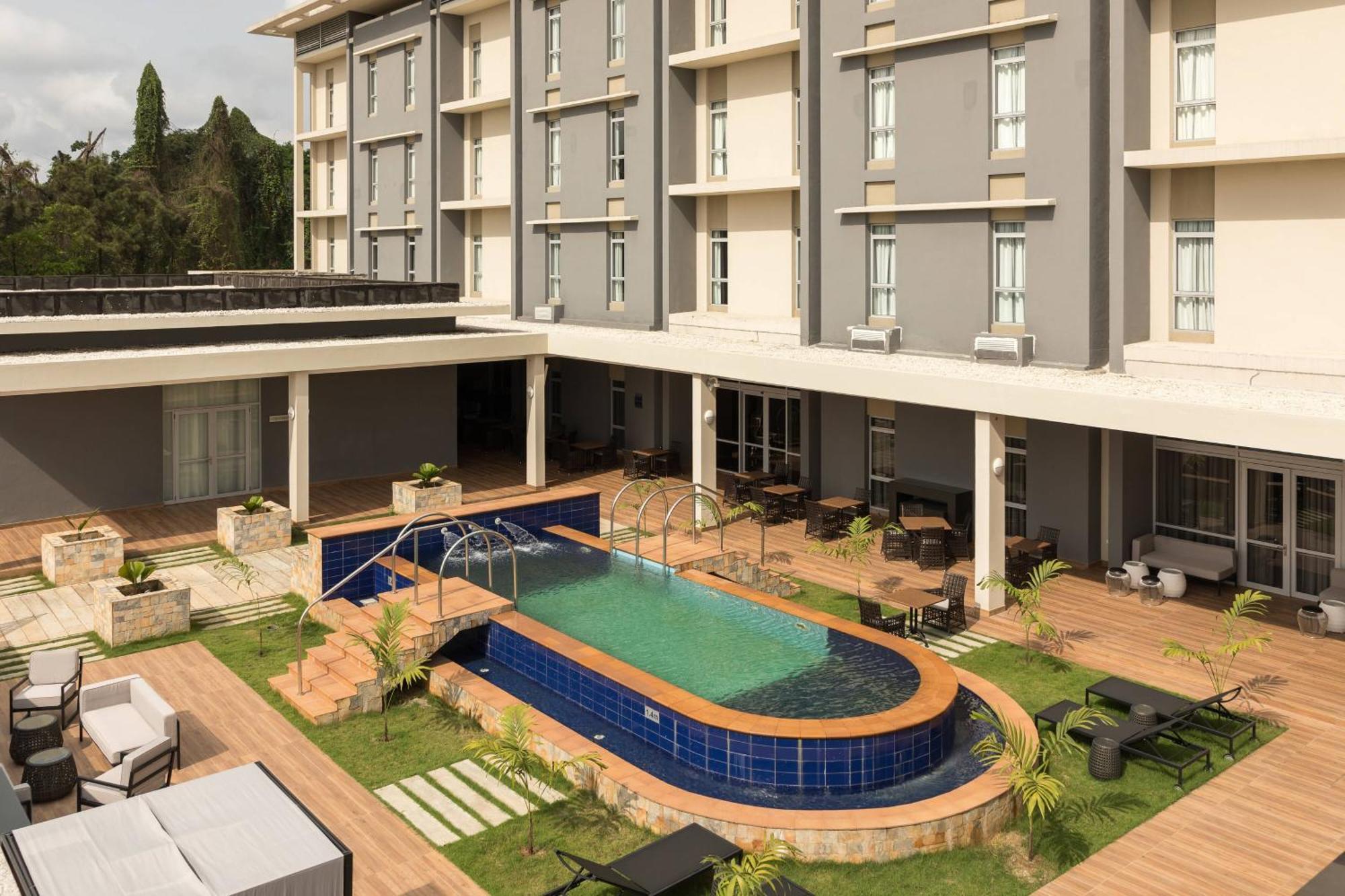 Protea Hotel By Marriott Owerri Select Ngoại thất bức ảnh