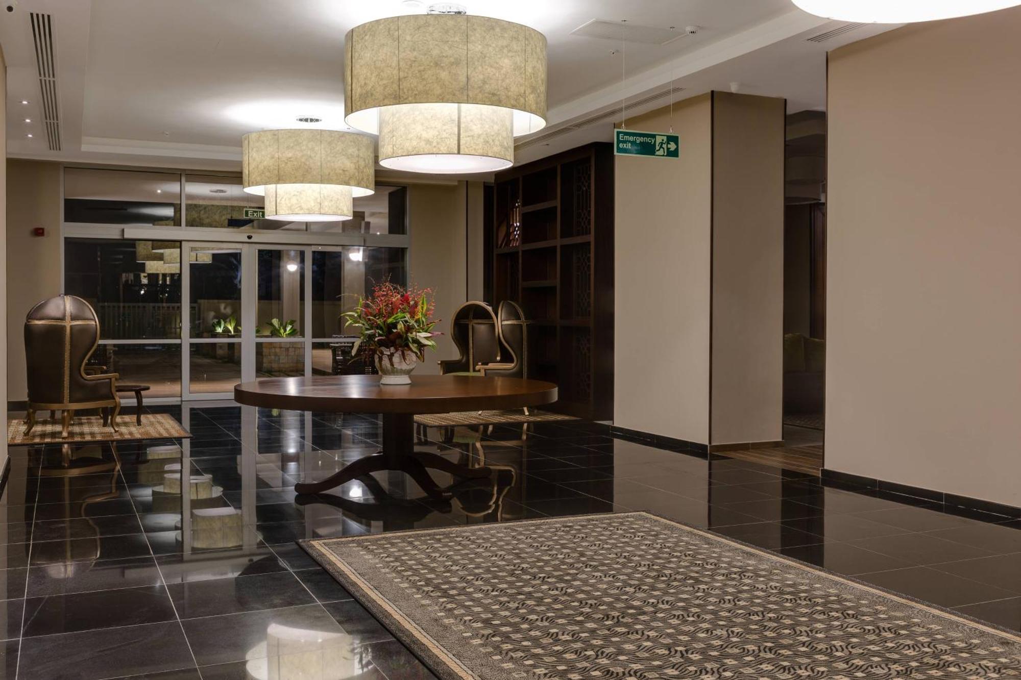 Protea Hotel By Marriott Owerri Select Ngoại thất bức ảnh