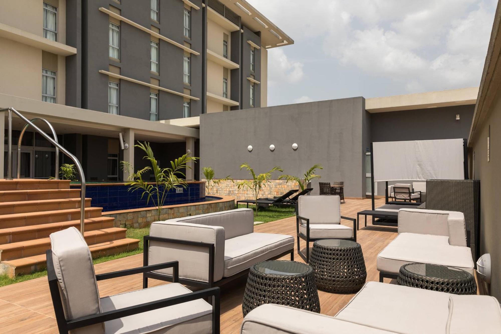 Protea Hotel By Marriott Owerri Select Ngoại thất bức ảnh