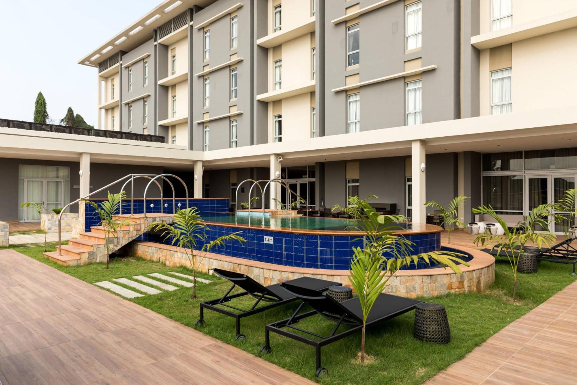 Protea Hotel By Marriott Owerri Select Ngoại thất bức ảnh